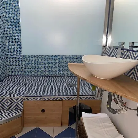 L'exotic - Proche Paris * Levallois-Perret